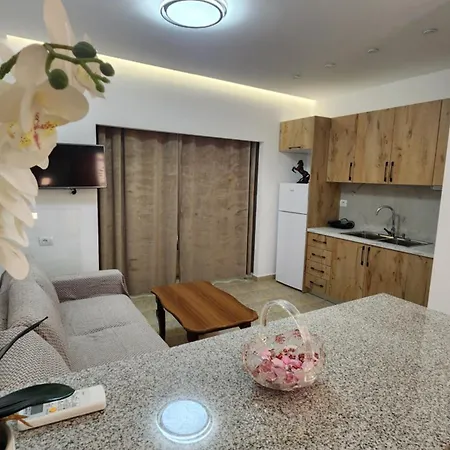 Mei Apartments *